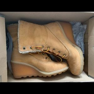 Timberland Roll Top Wedge Heel Boots